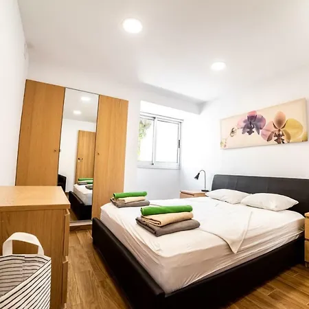 Sunny Terrace 公寓 圣纳帕